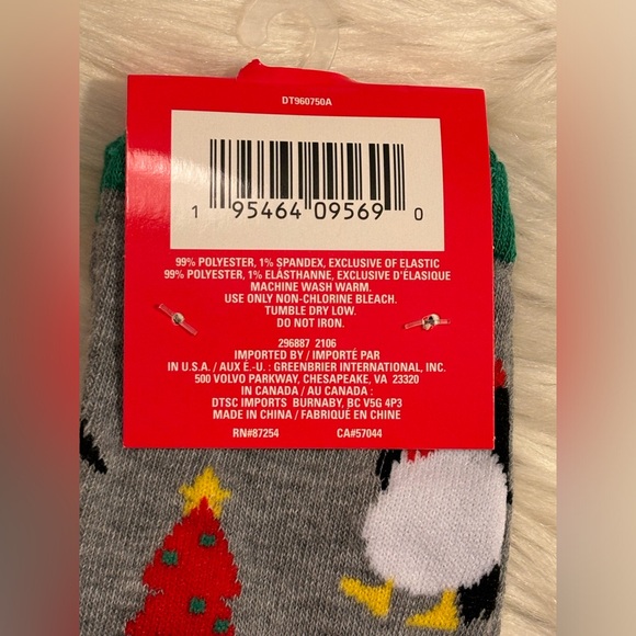 Christmas Penguin Long Socks - Picture 3 of 4